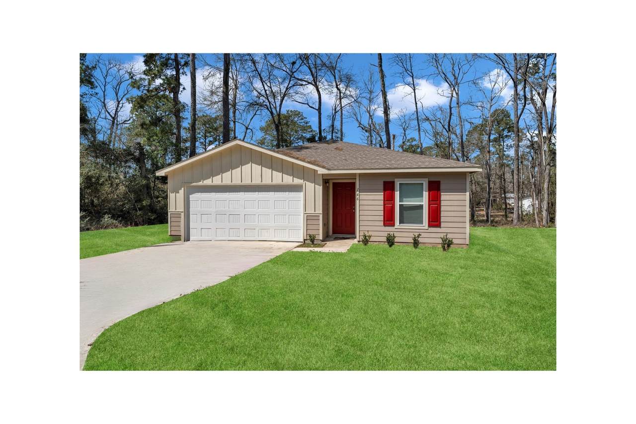146 Oak Circle - Photo 1
