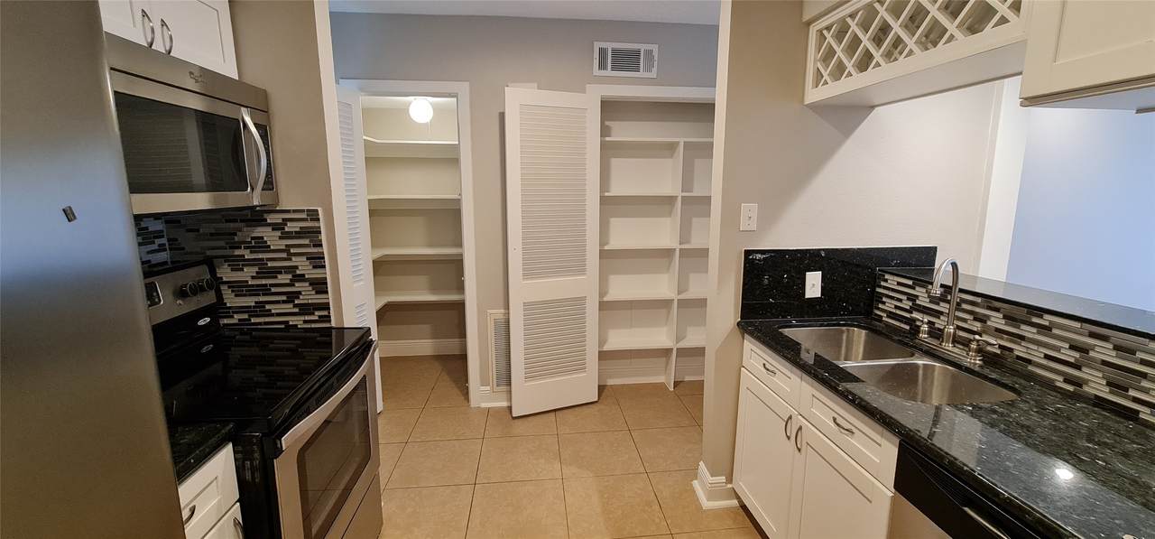 3300 Yorktown Street - Photo 1