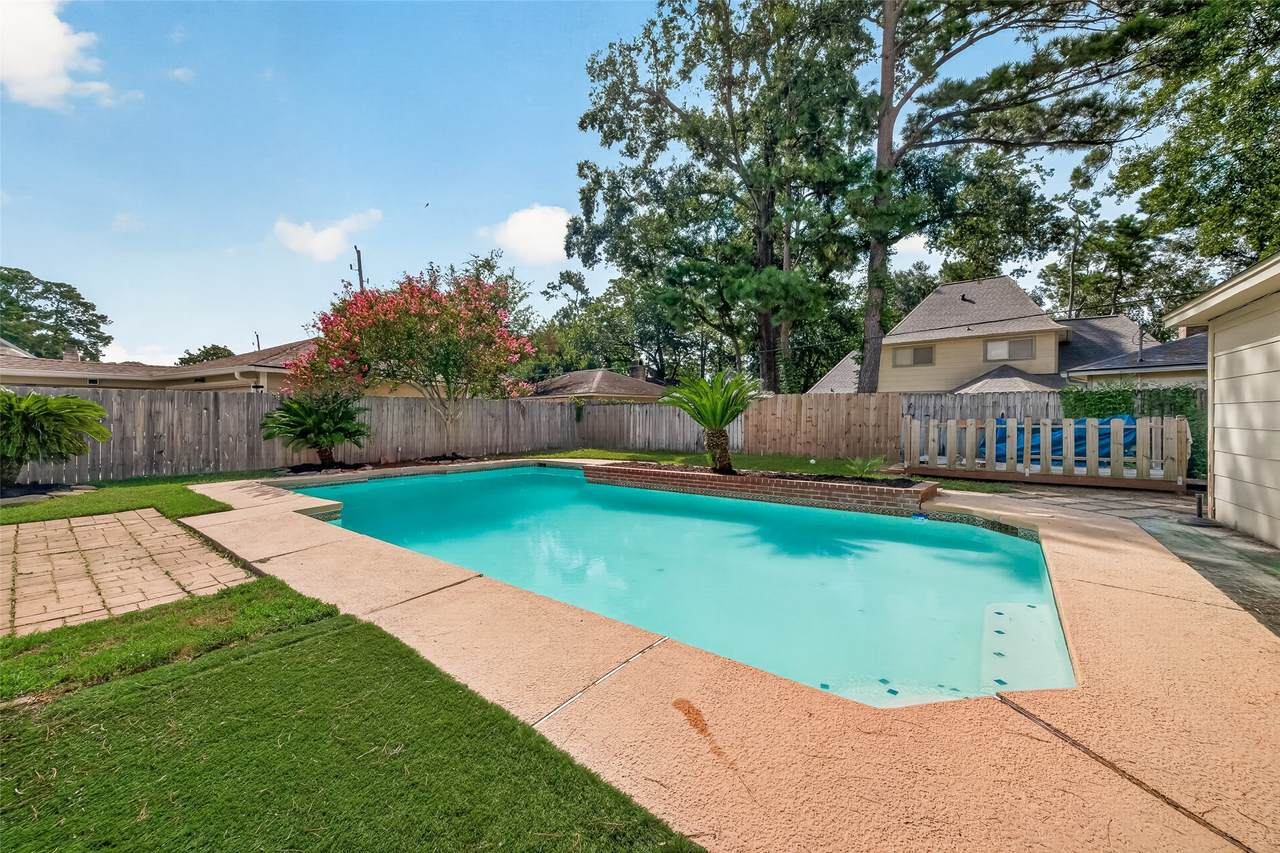 5727 Green Springs Dr - Photo 1