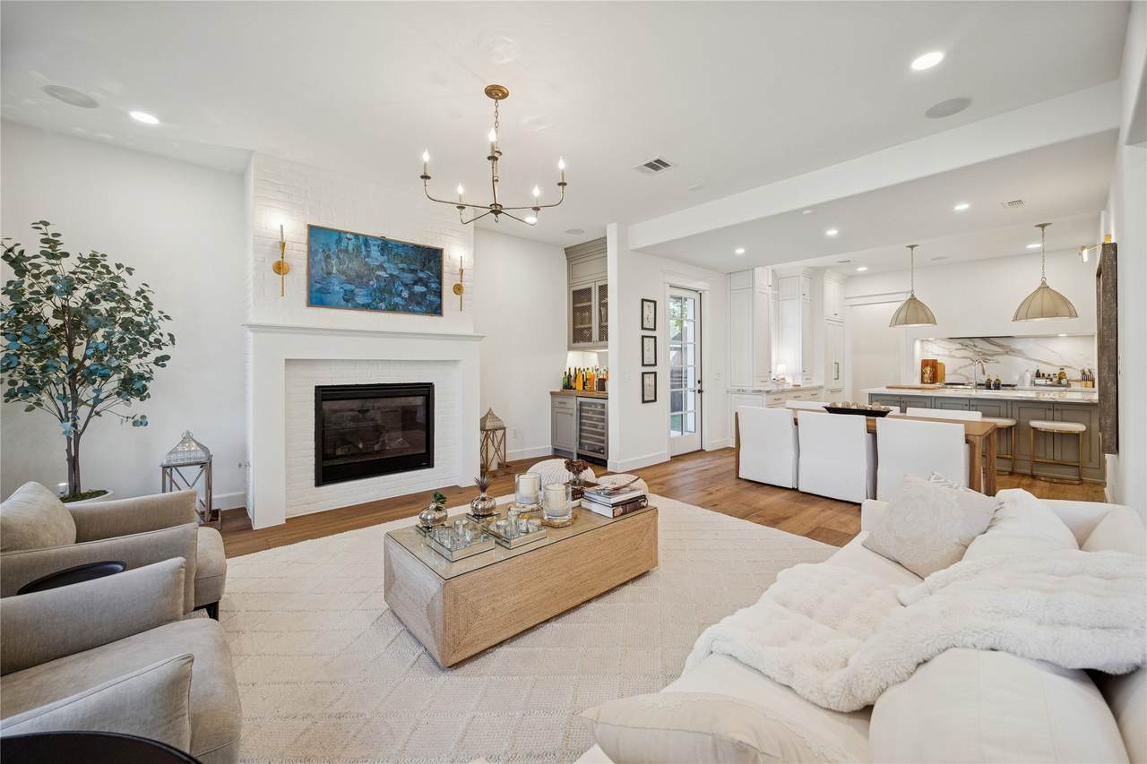 2031 Sheridan Street - Photo 1