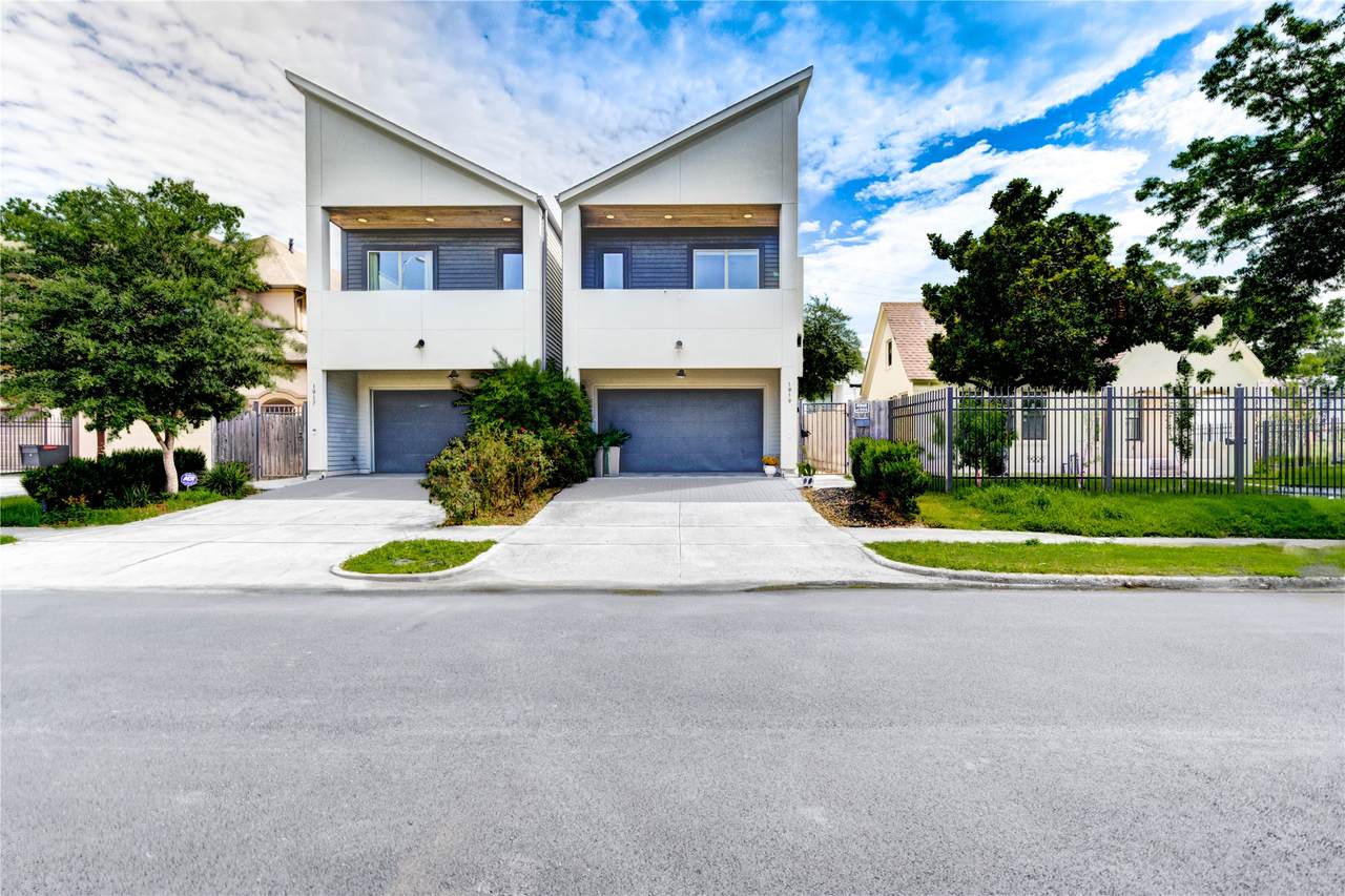 1919 Rosewood Street - Photo 1