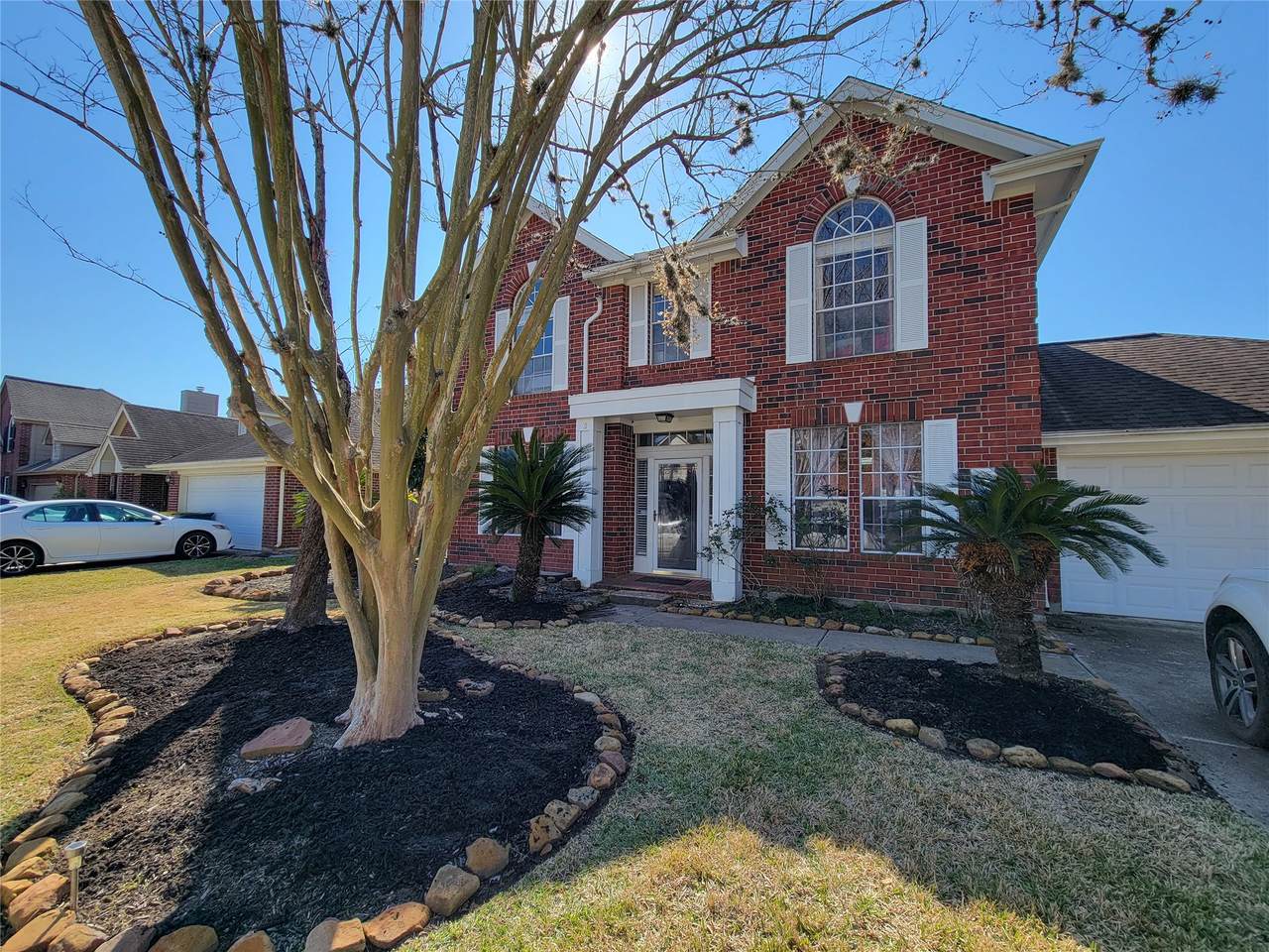 1808 Oakland Circle - Photo 1