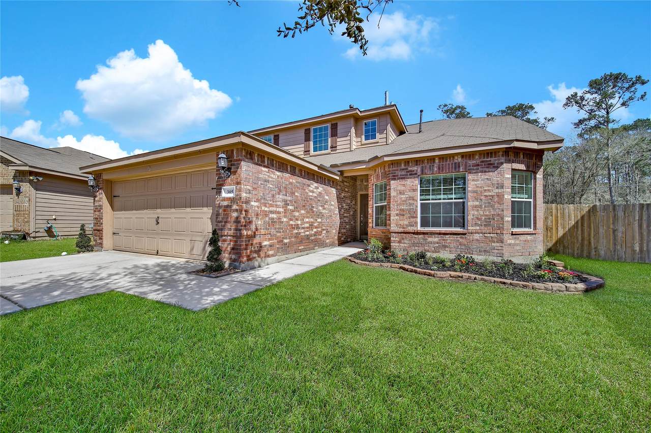 305 Crooked Pine Court - Photo 1
