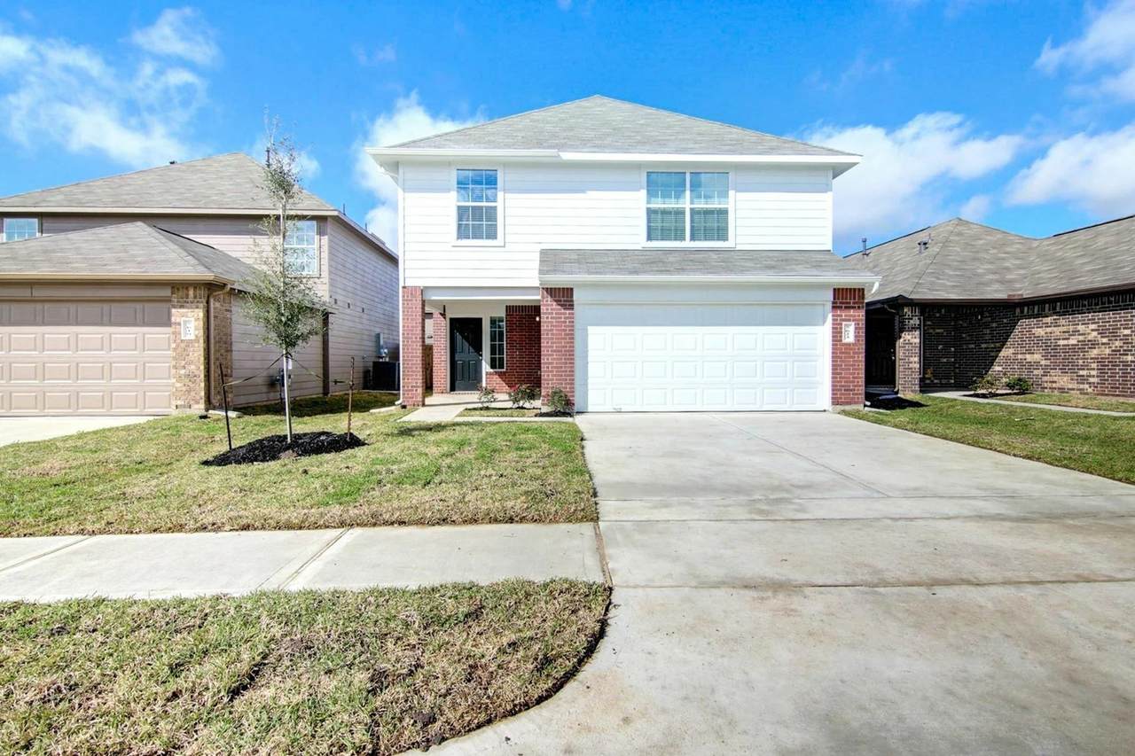 5623 Latta Plantation Lane - Photo 1