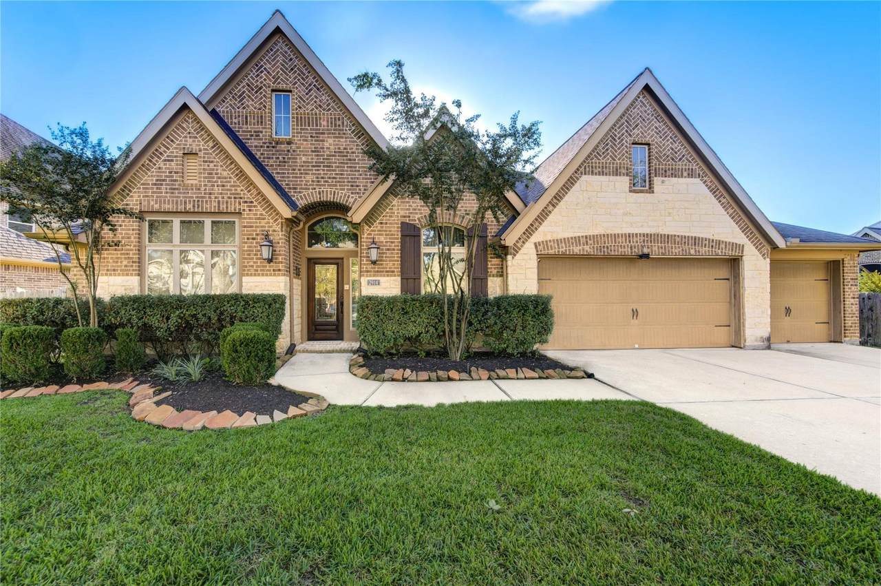 2914 Legend Hill Drive - Photo 1