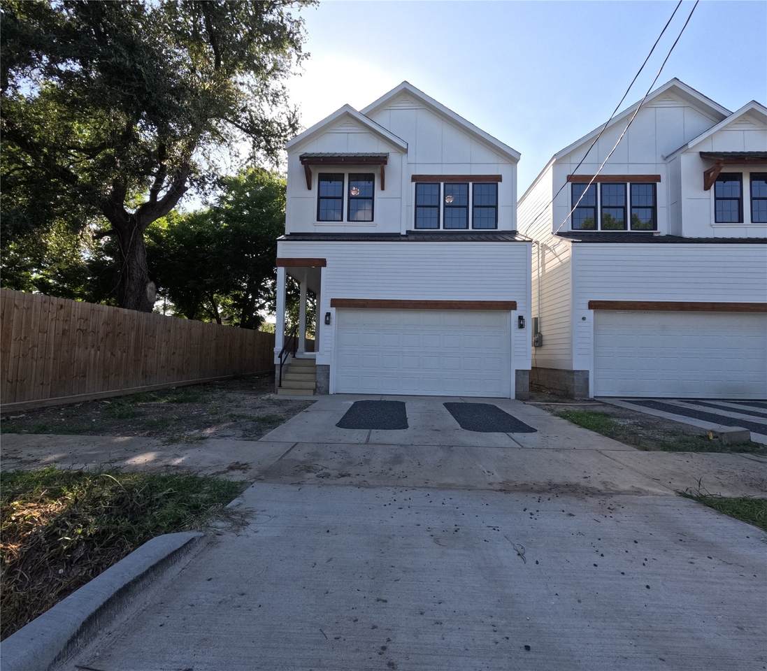 9427 Coffee Street - Photo 1