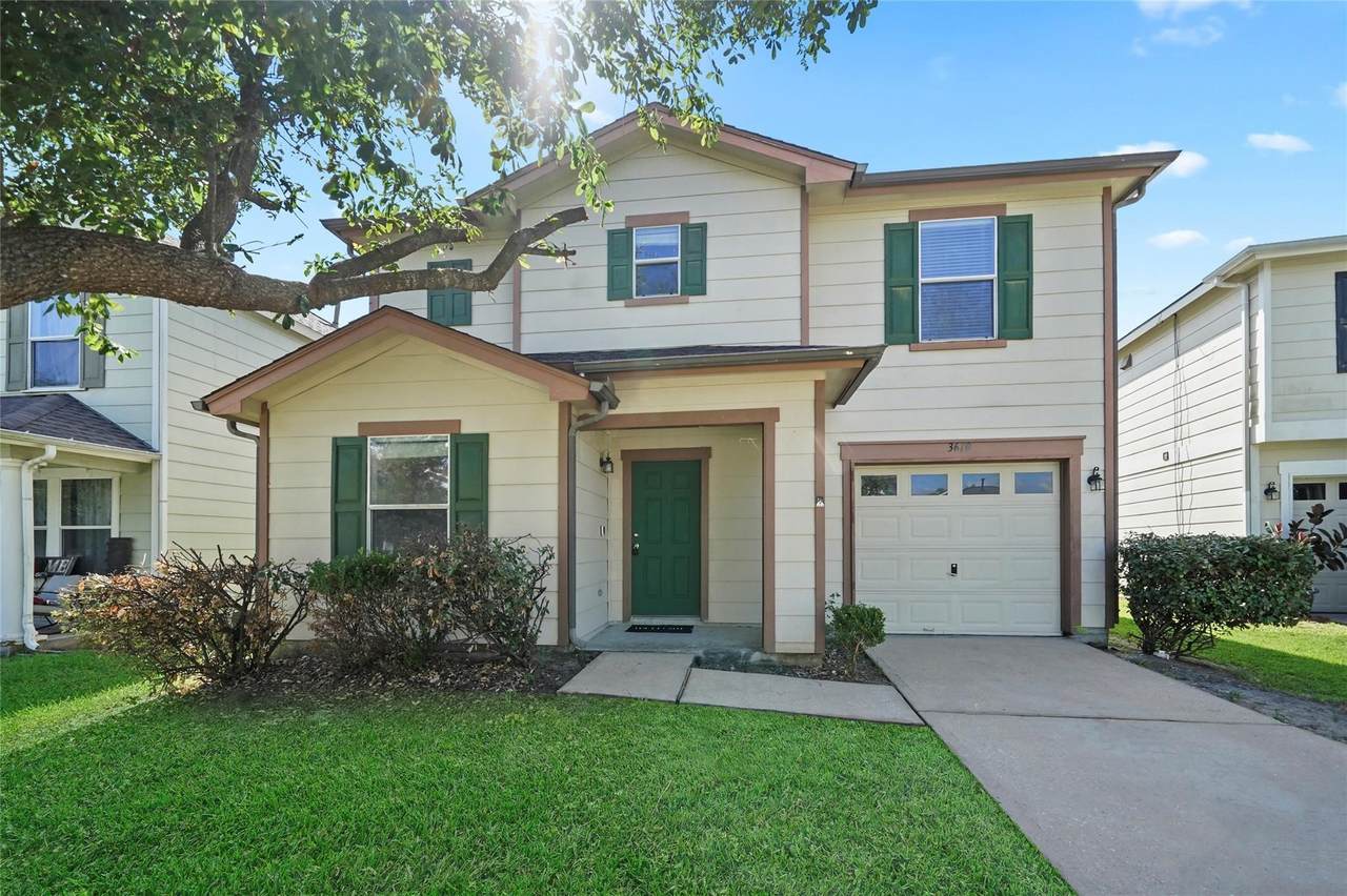 3610 Avalon Castle Drive - Photo 1