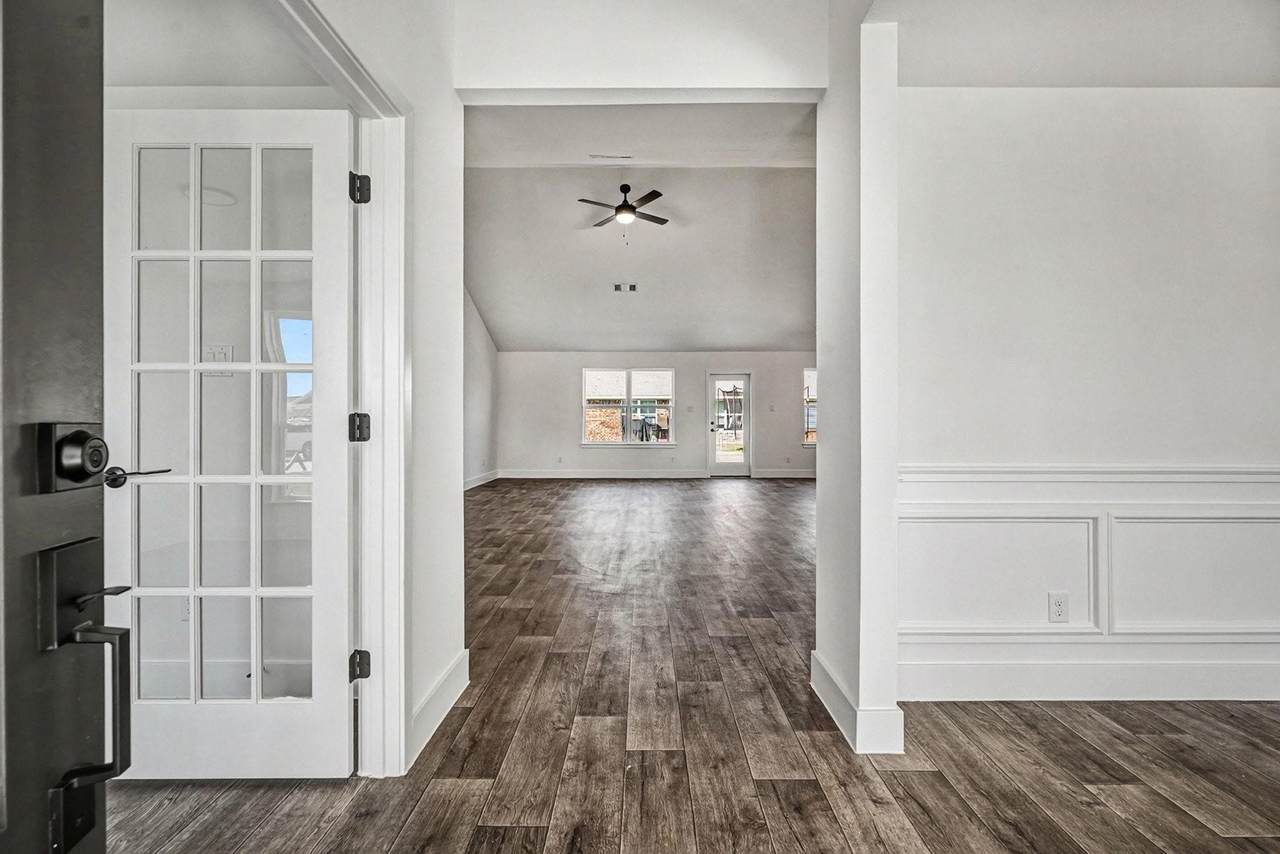 720 Greystone Lane - Photo 1