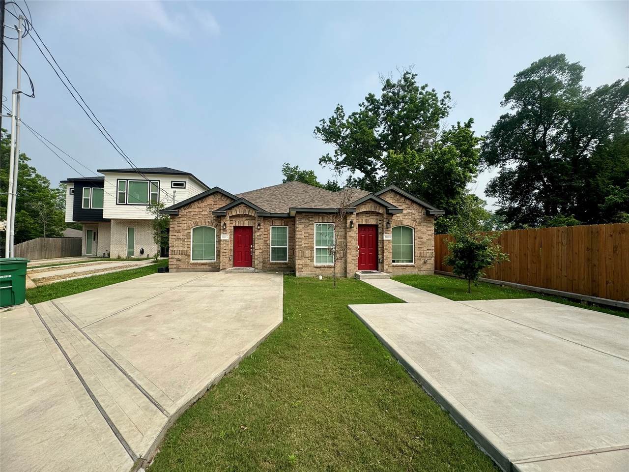 1021 Calvin Avenue - Photo 1