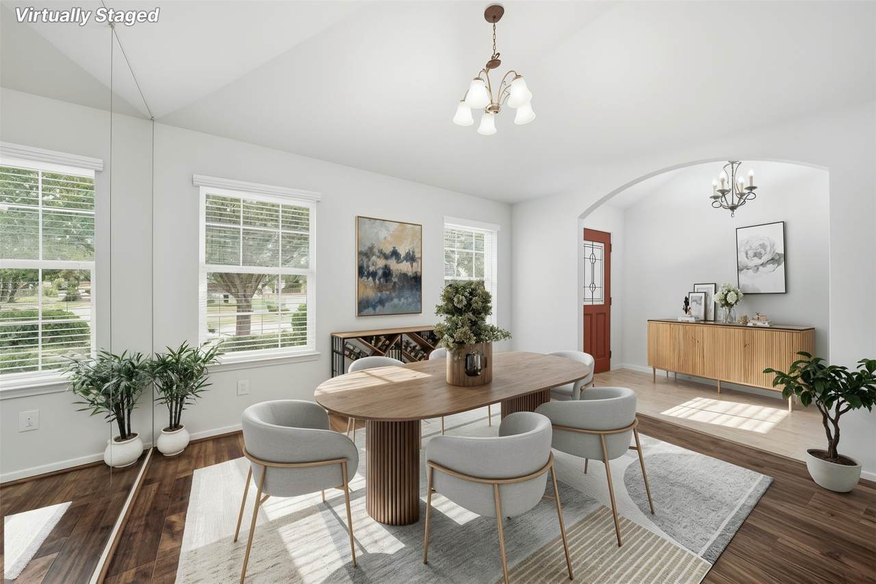 2319 Falcon Knoll Lane - Photo 1