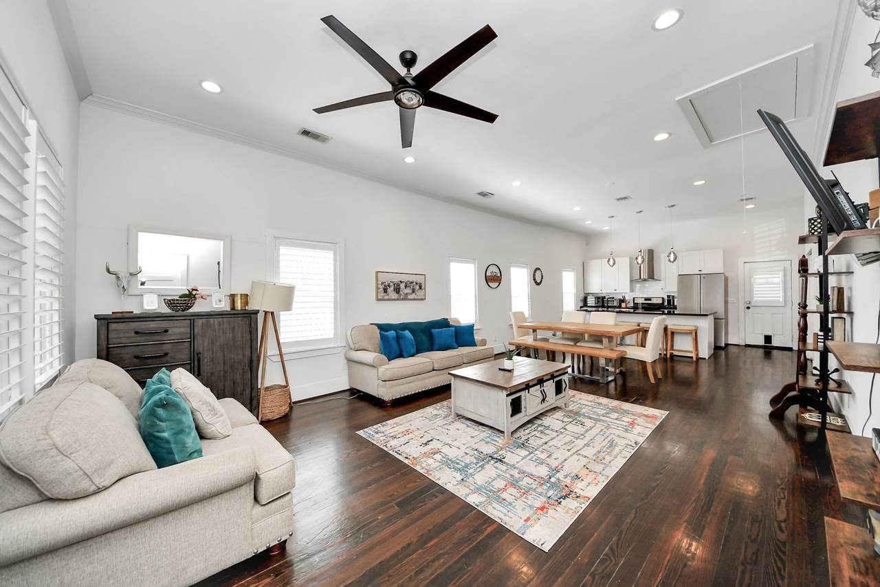 12 Stiles Street - Photo 1