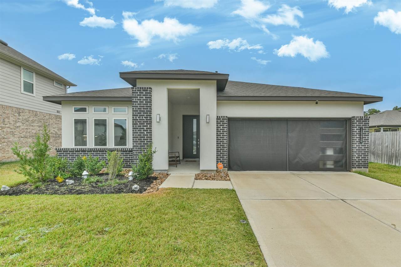 14226 Lake Lodge Drive - Photo 1