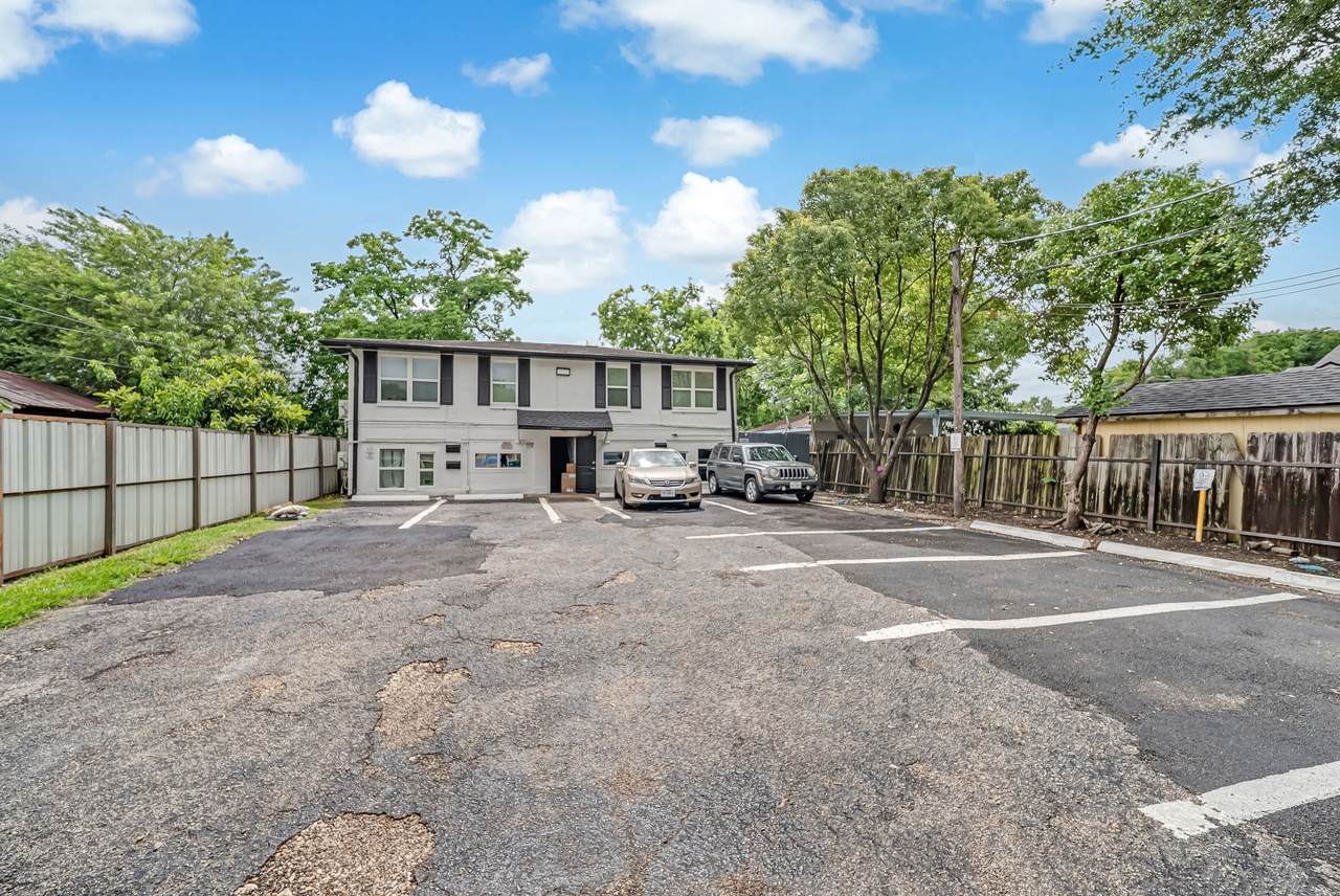 217 Johnson Street - Photo 1