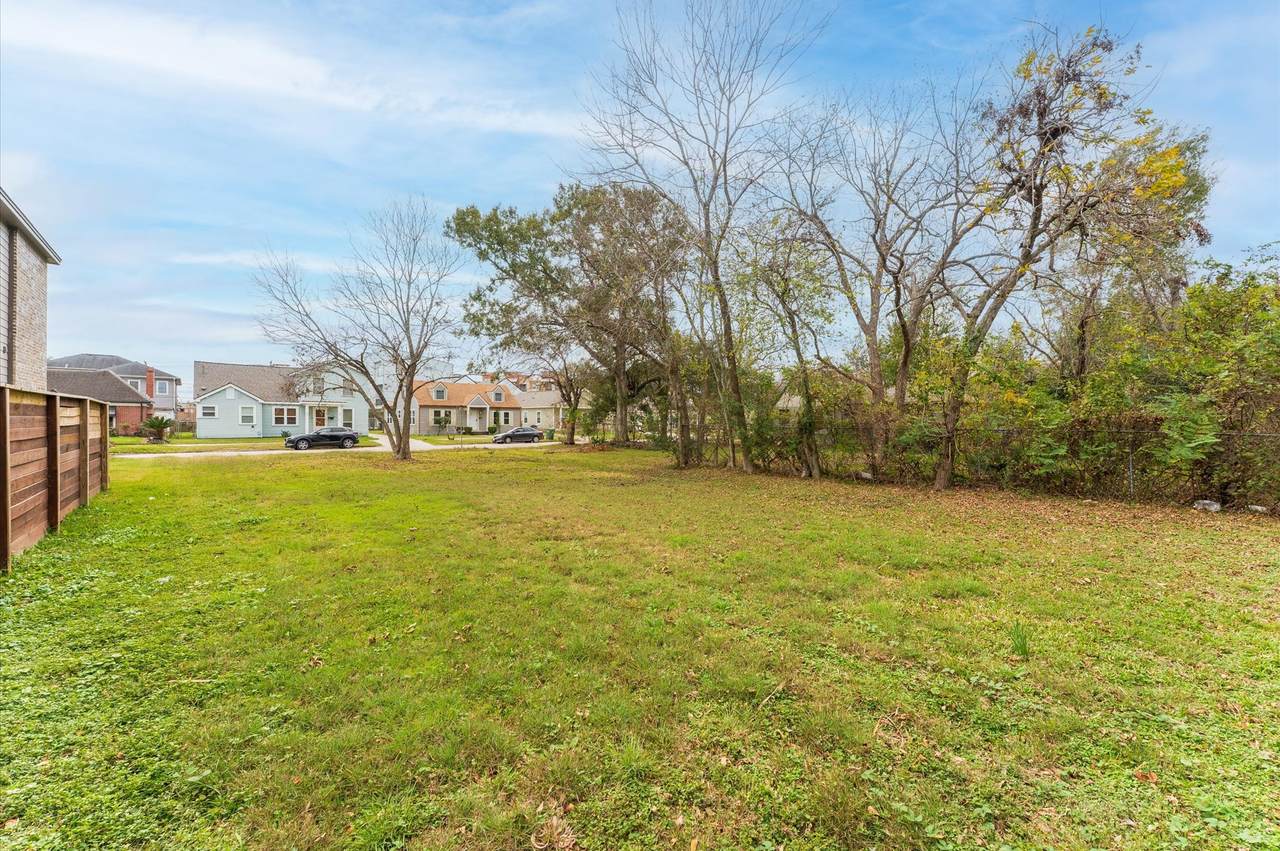 3239 Tampa Street - Photo 1