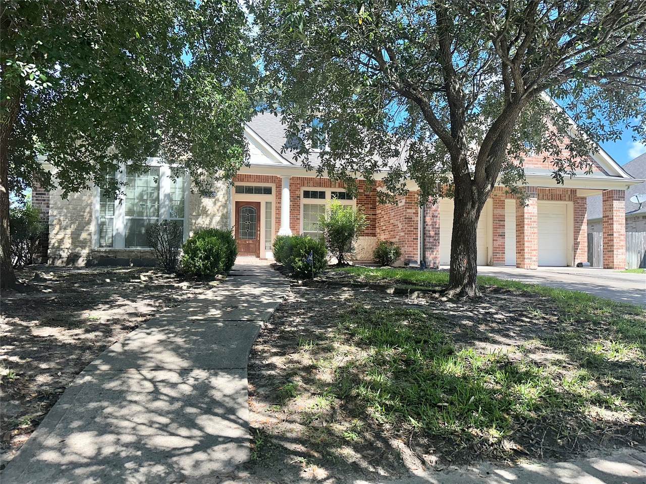 15923 Maple Shores Drive - Photo 1