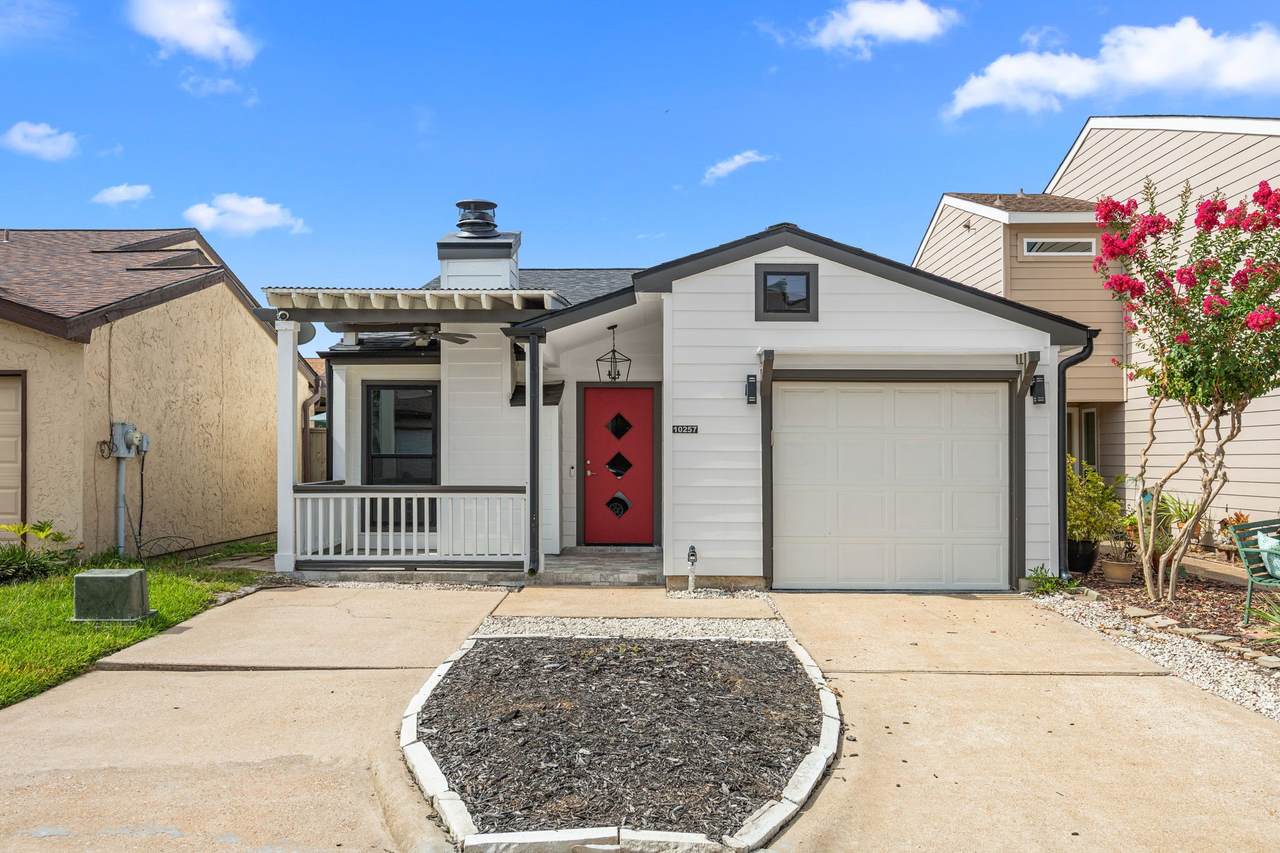 10257 Bridgeland Lane - Photo 1
