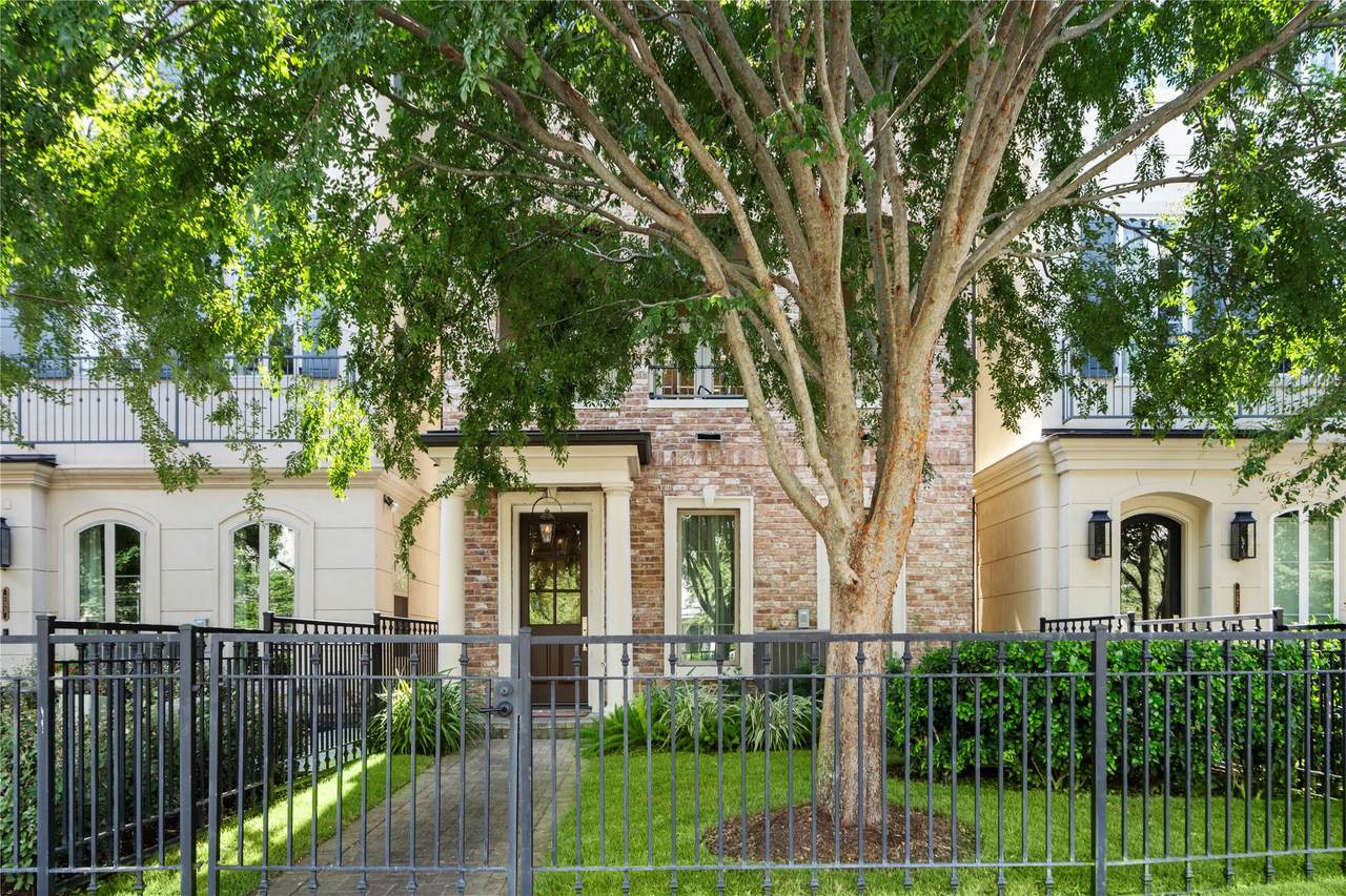 755 Somerset Commons Lane - Photo 1