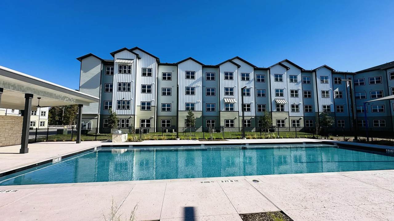 19100 Woodland Hills Drive - Photo 1