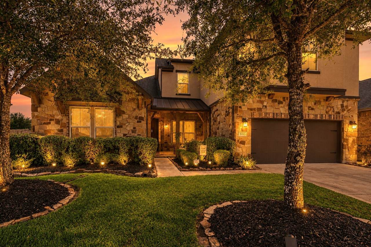 20103 Three Chutes Lane - Photo 1