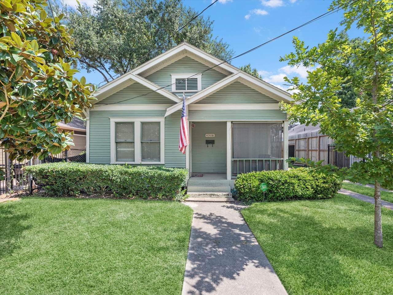 4308 Julian St - Photo 1