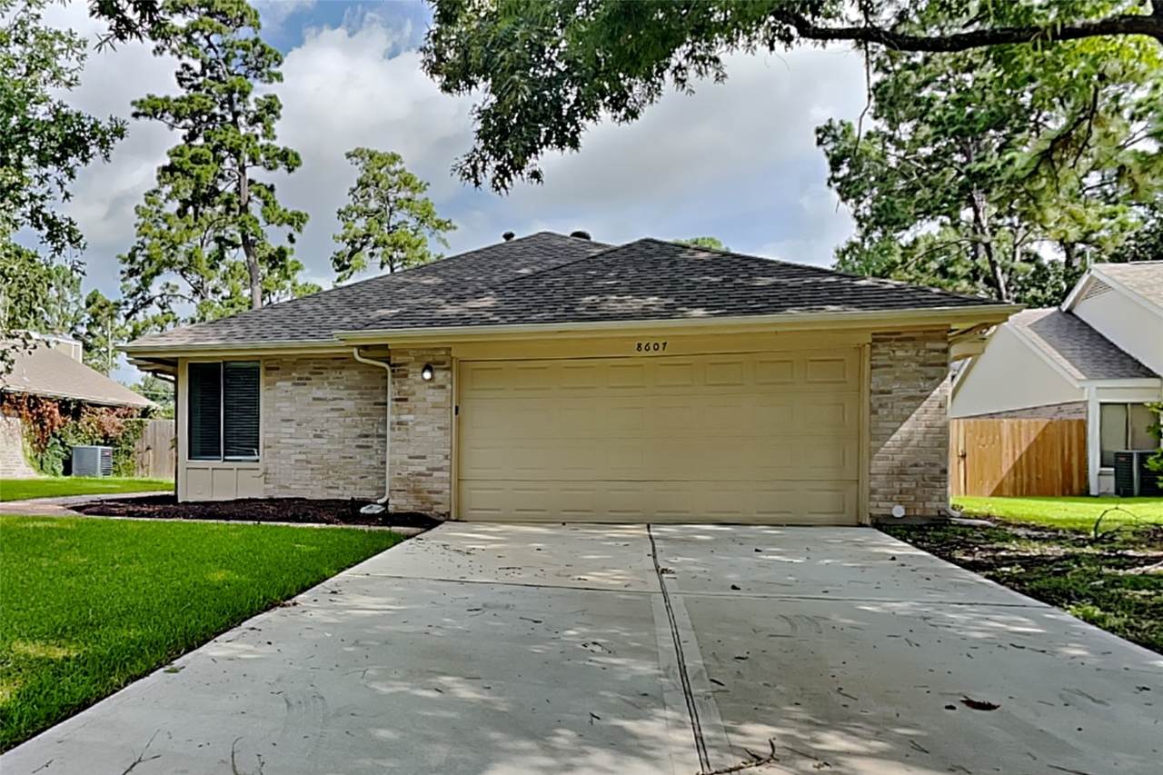 8607 Pines Place Drive - Photo 1