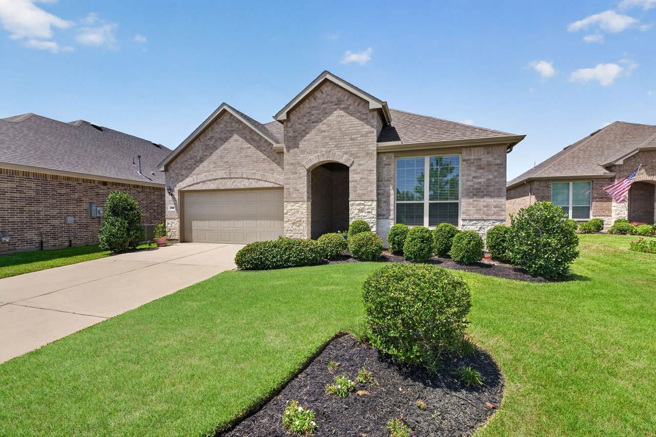 232 Spotted Saddle Court - Photo 1