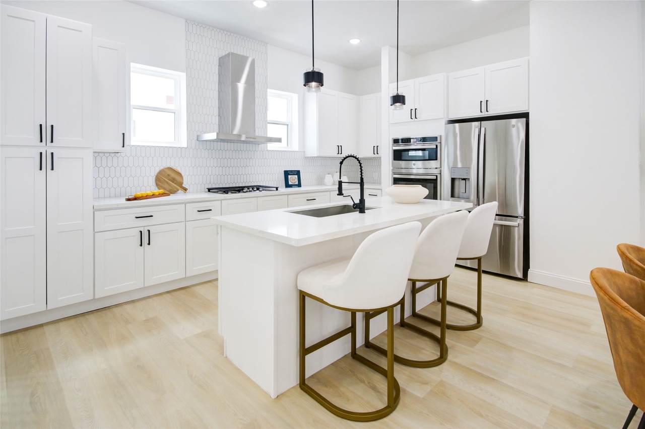 1214 24th Street - Photo 1