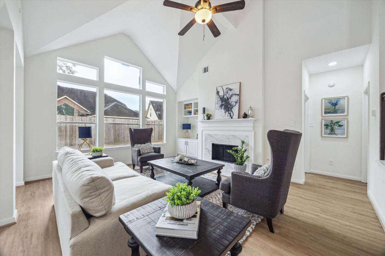 25403 Myrtle Springs - Photo 1