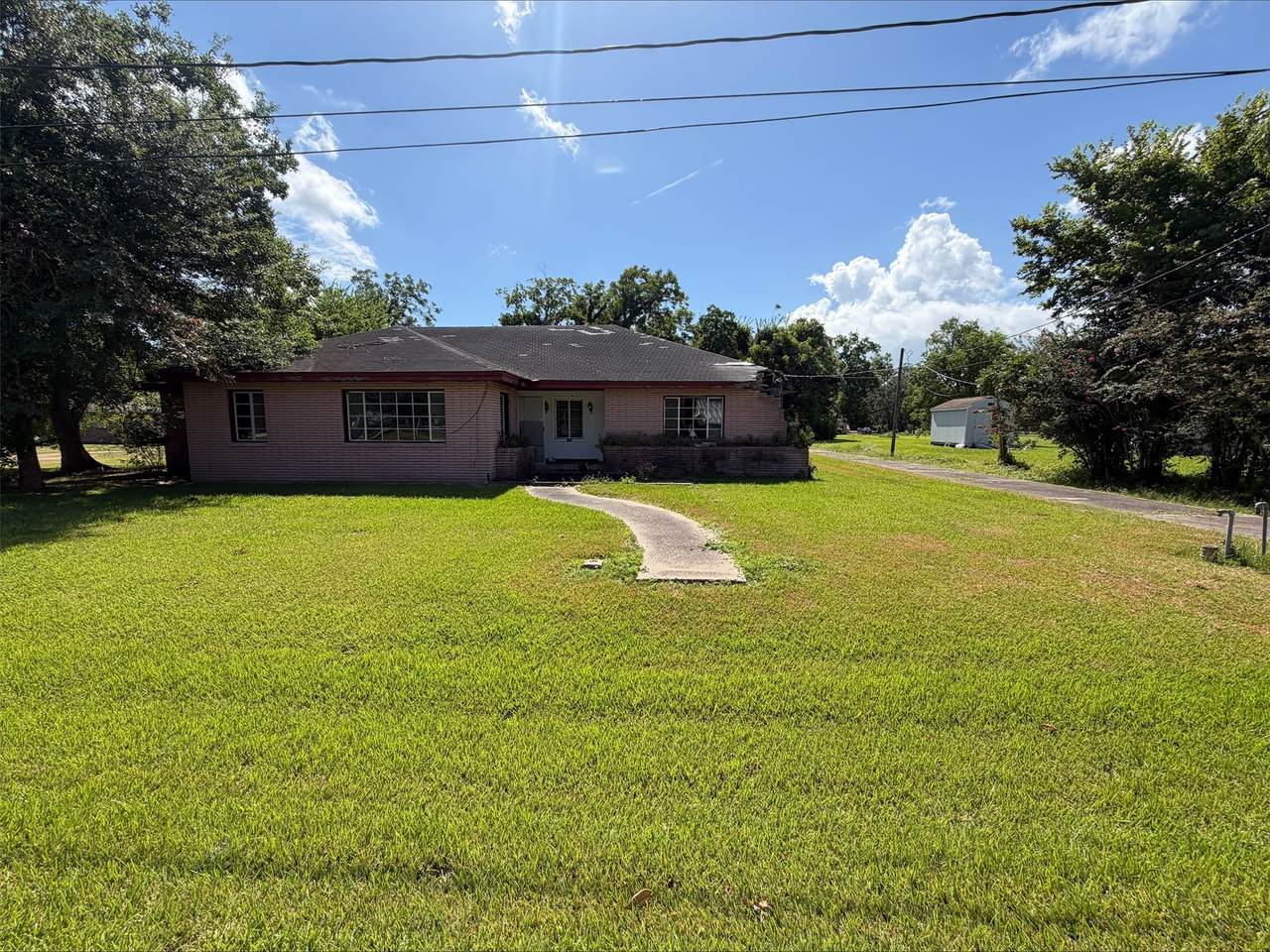 611 Live Oak Street - Photo 1