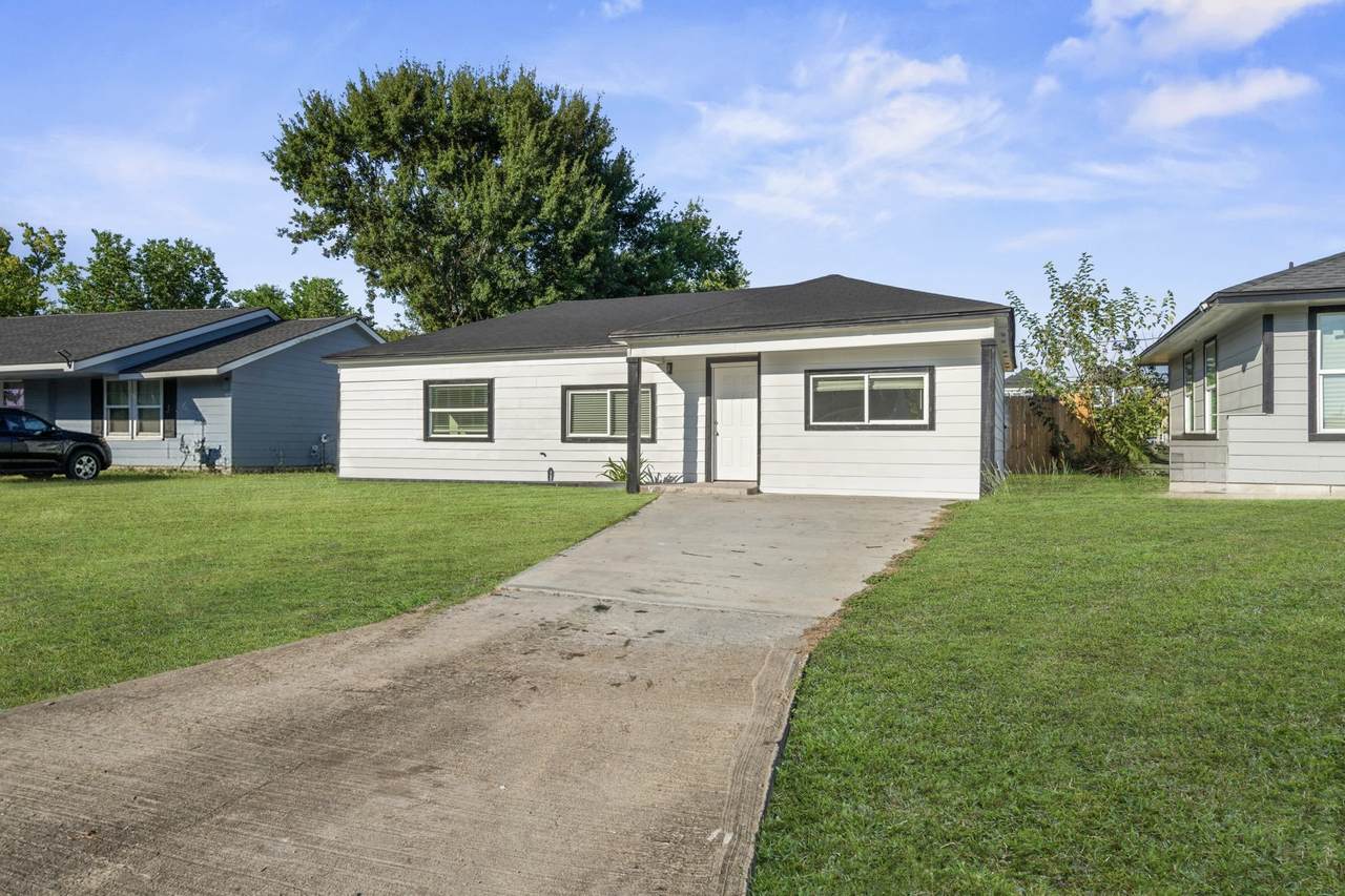 10602 Buffum Street - Photo 1