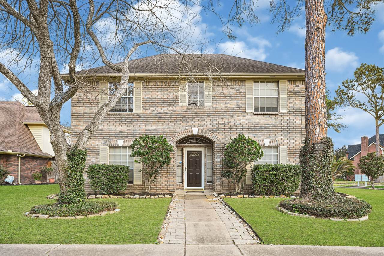 5910 Rolff Lane - Photo 1