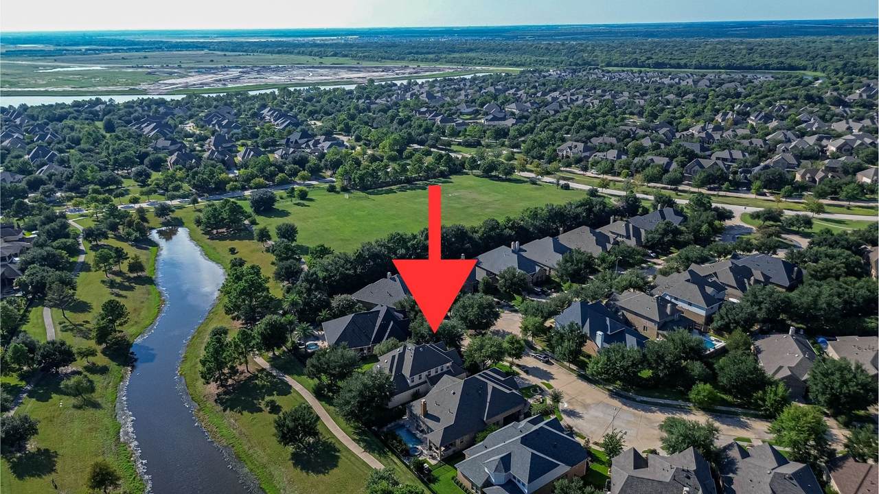 19339 Oxford Haven Drive - Photo 1