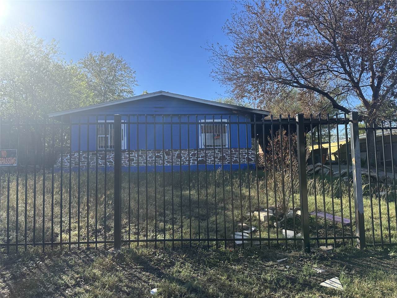 510 Jamaica Drive - Photo 1