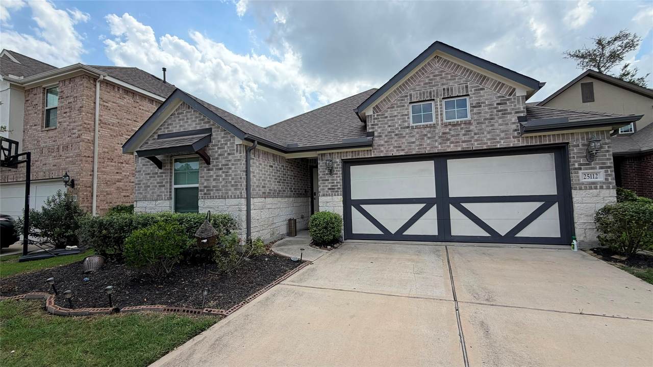 25112 Slow Pines Drive - Photo 1