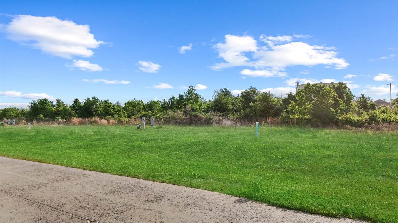 12004 Road 5503 - Photo 1