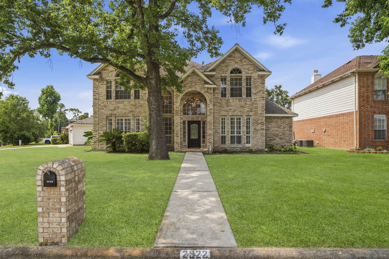 2922 Travick Lane - Photo 1