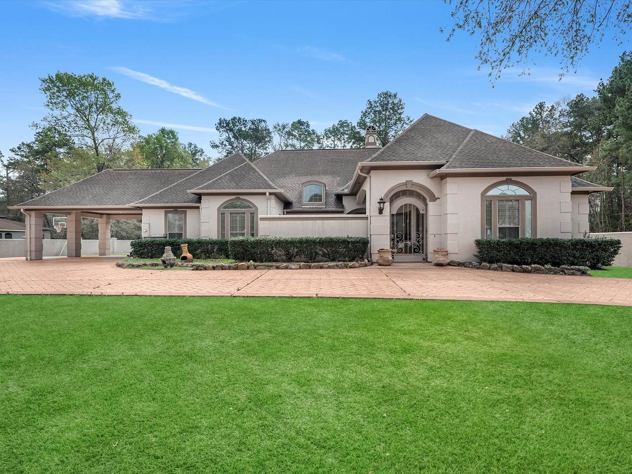 19652 Riverwalk Drive - Photo 1