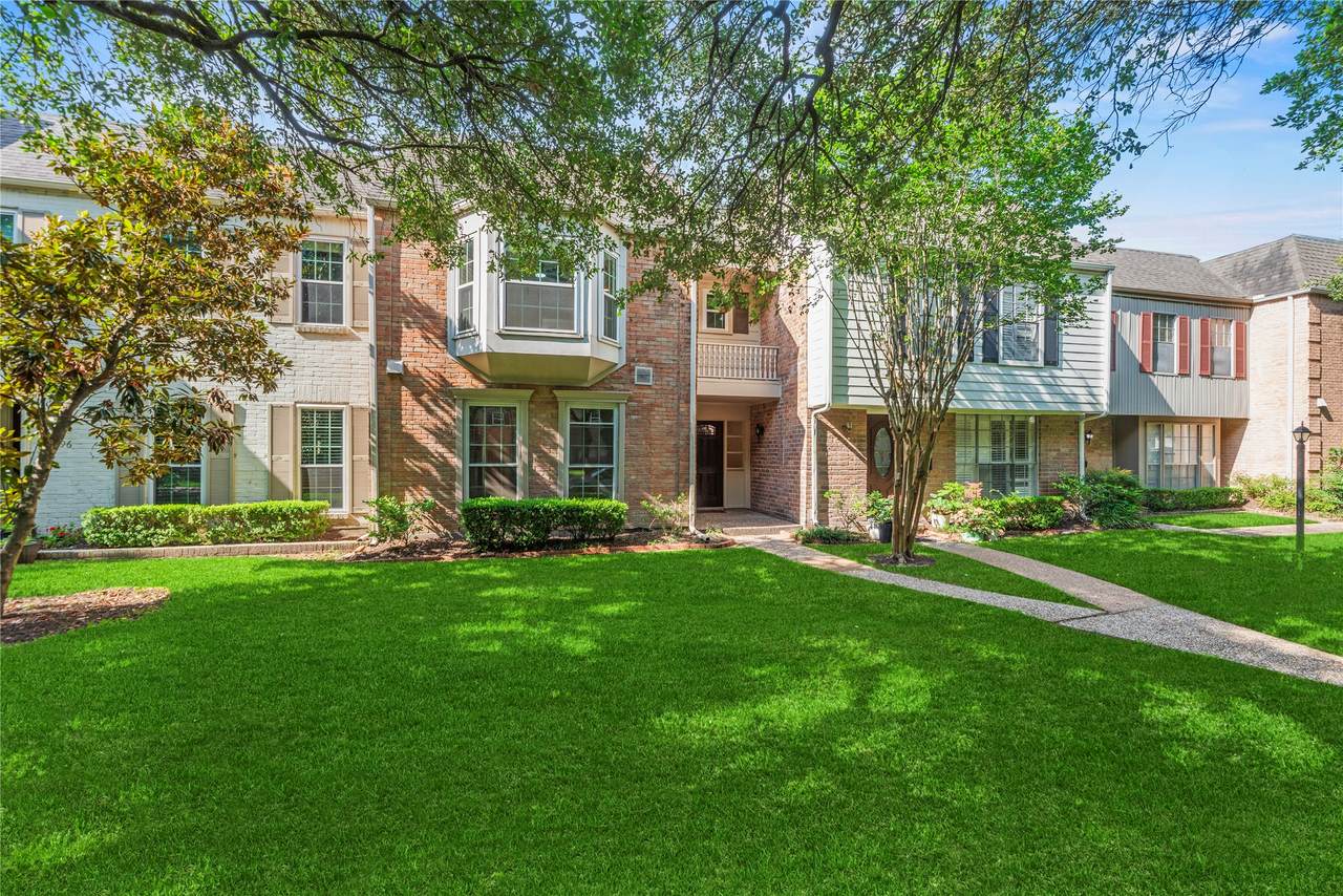 13194 Trail Hollow Drive - Photo 1