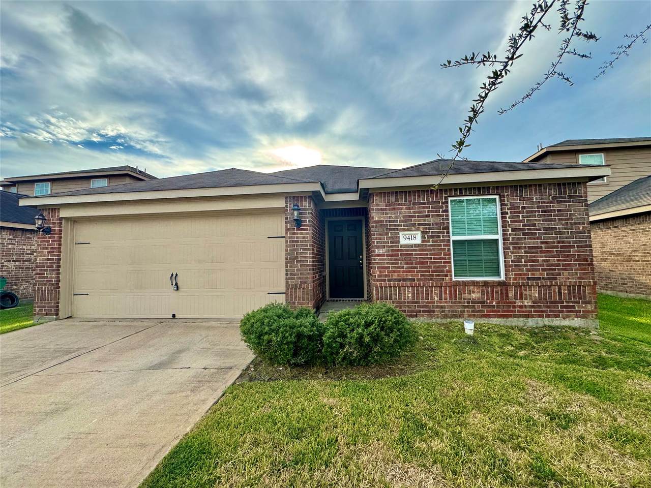 9418 Sky Blue Drive - Photo 1