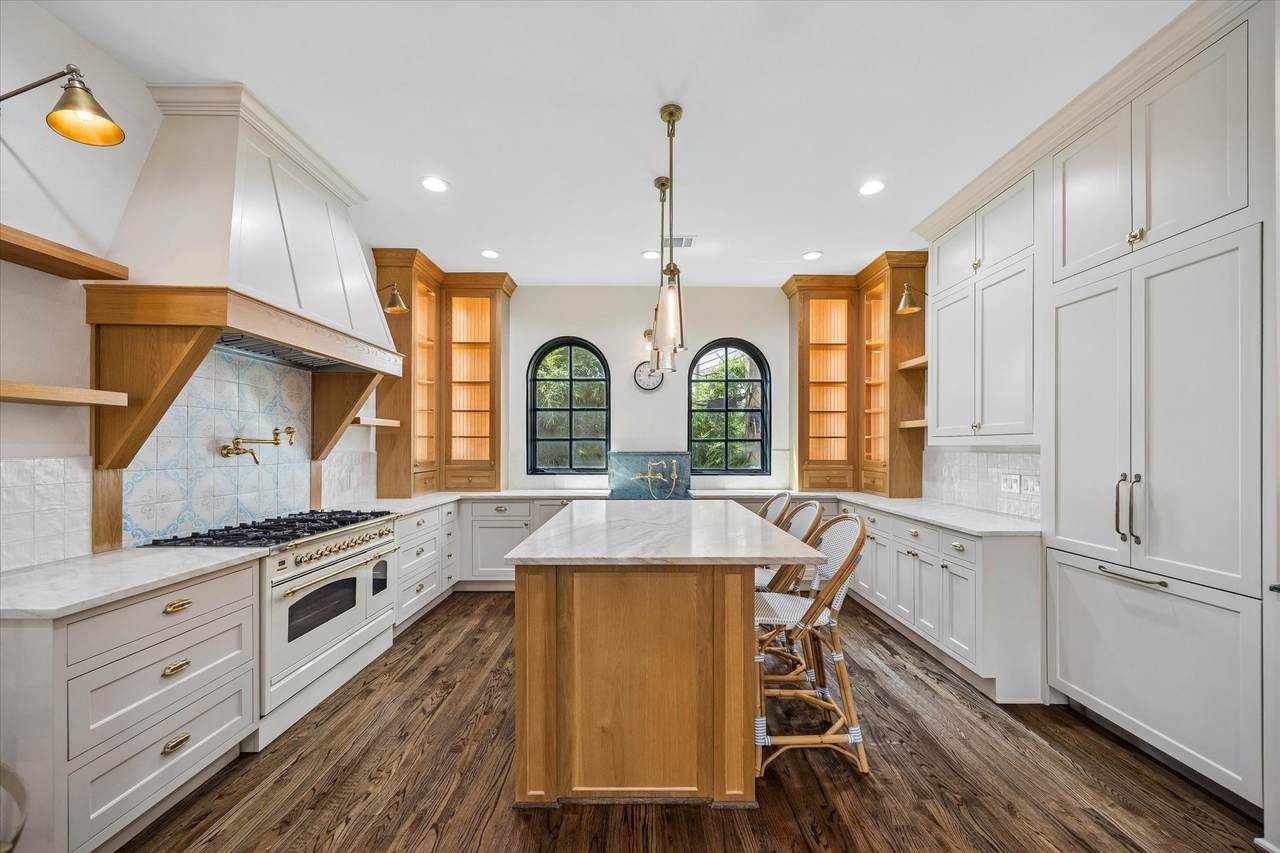 6513 Taggart Street - Photo 1