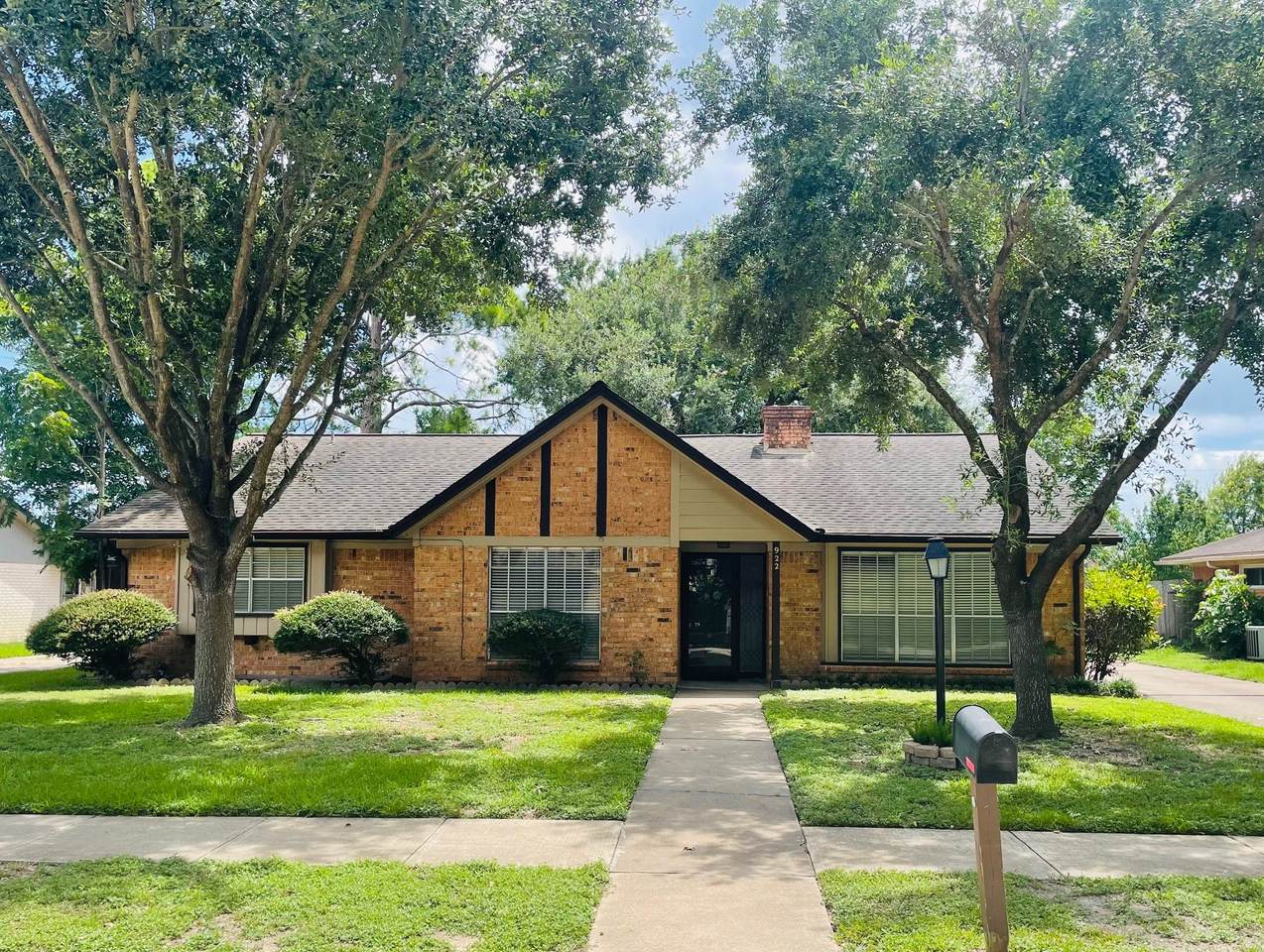 922 Circle Bend Drive - Photo 1