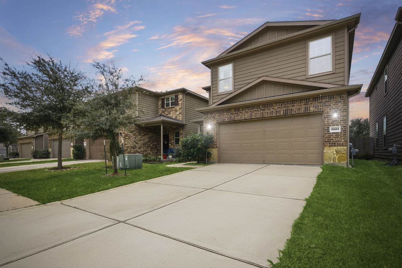 15903 Smithland Drive - Photo 1