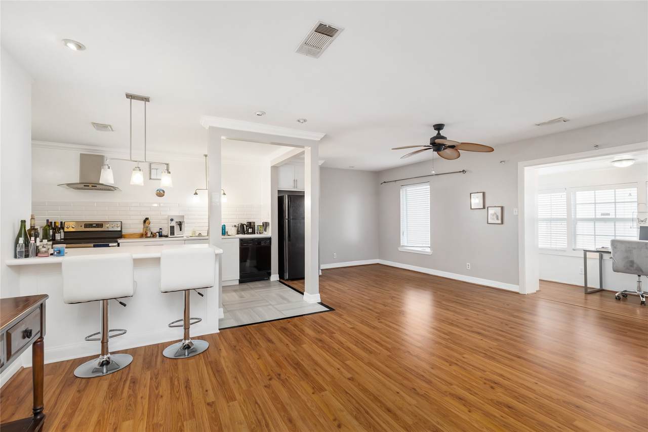 2824 Briarhurst Drive - Photo 1
