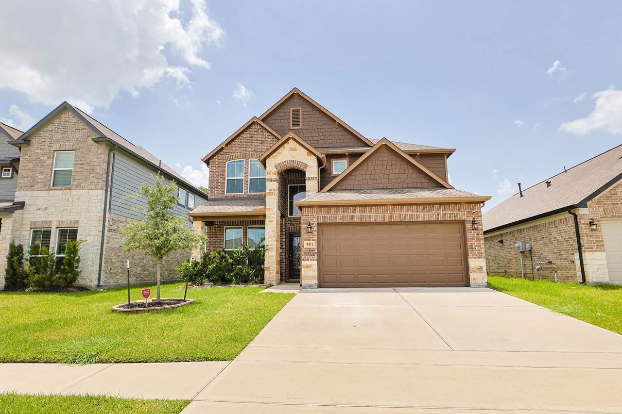 5511 Gothic Oak Drive - Photo 1