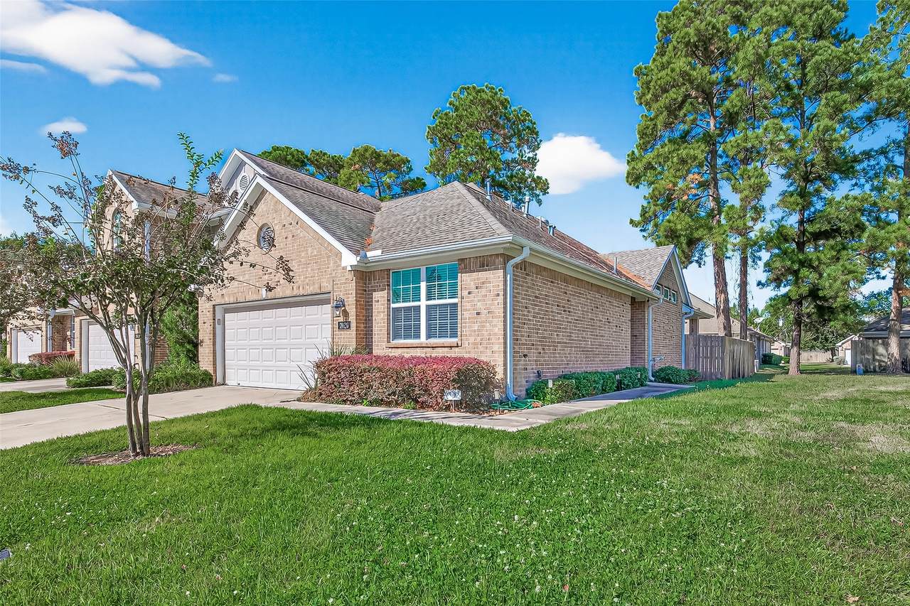 2026 Que Manor Drive - Photo 1