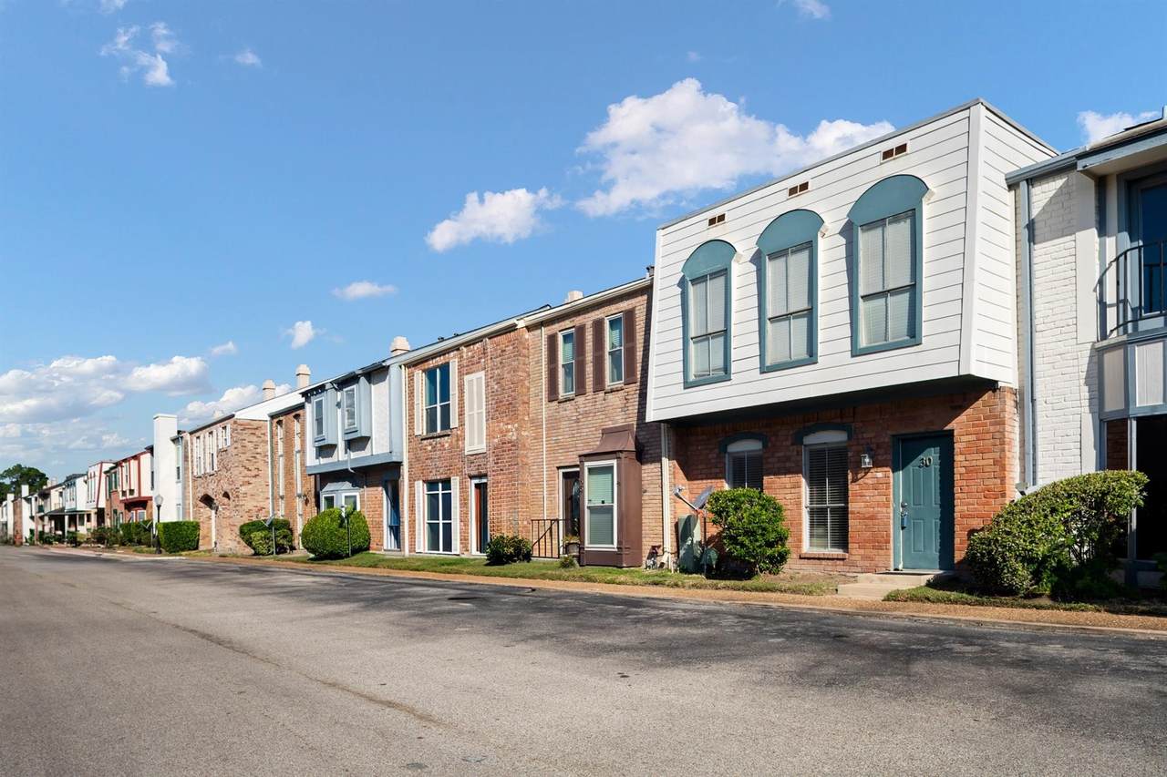 7700 Creekbend Drive - Photo 1