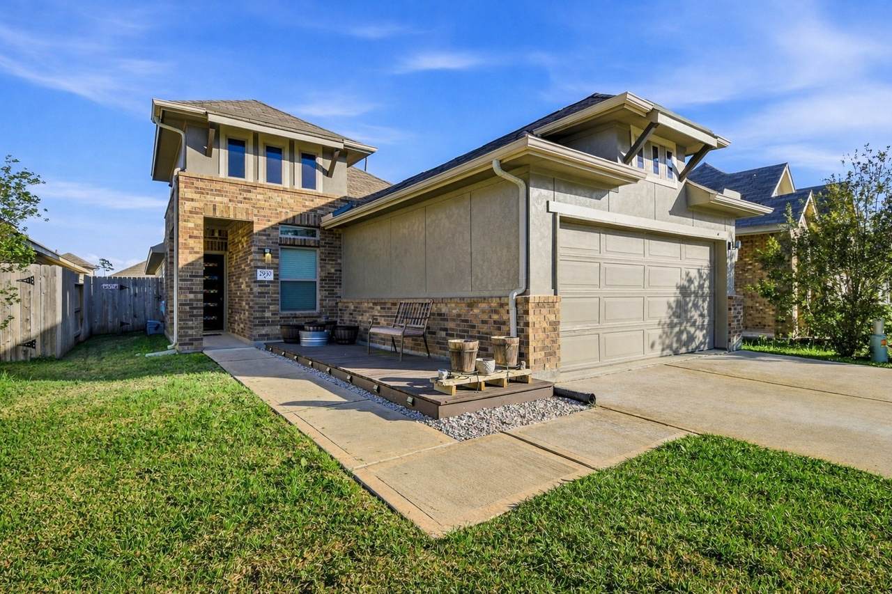 2930 Yaupon Grove Lane - Photo 1