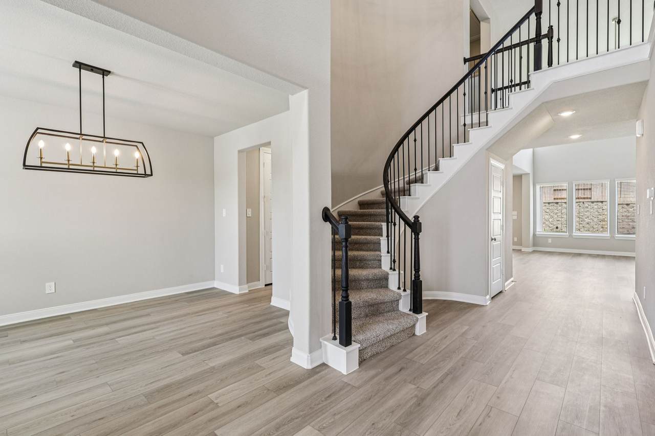 6107 Golden Plover Lane - Photo 1