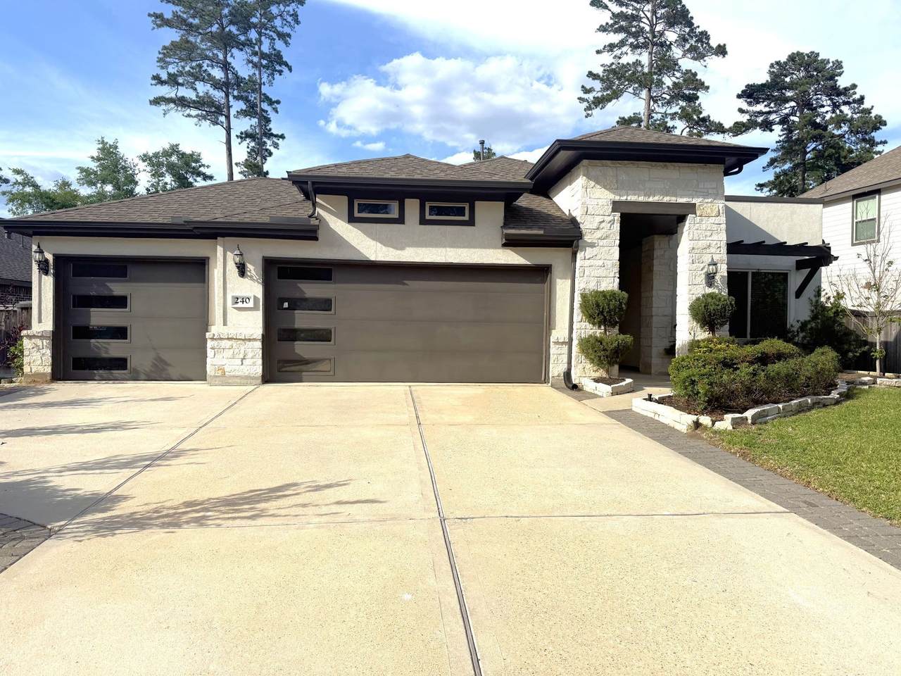 240 Scarlet Maple Way - Photo 1