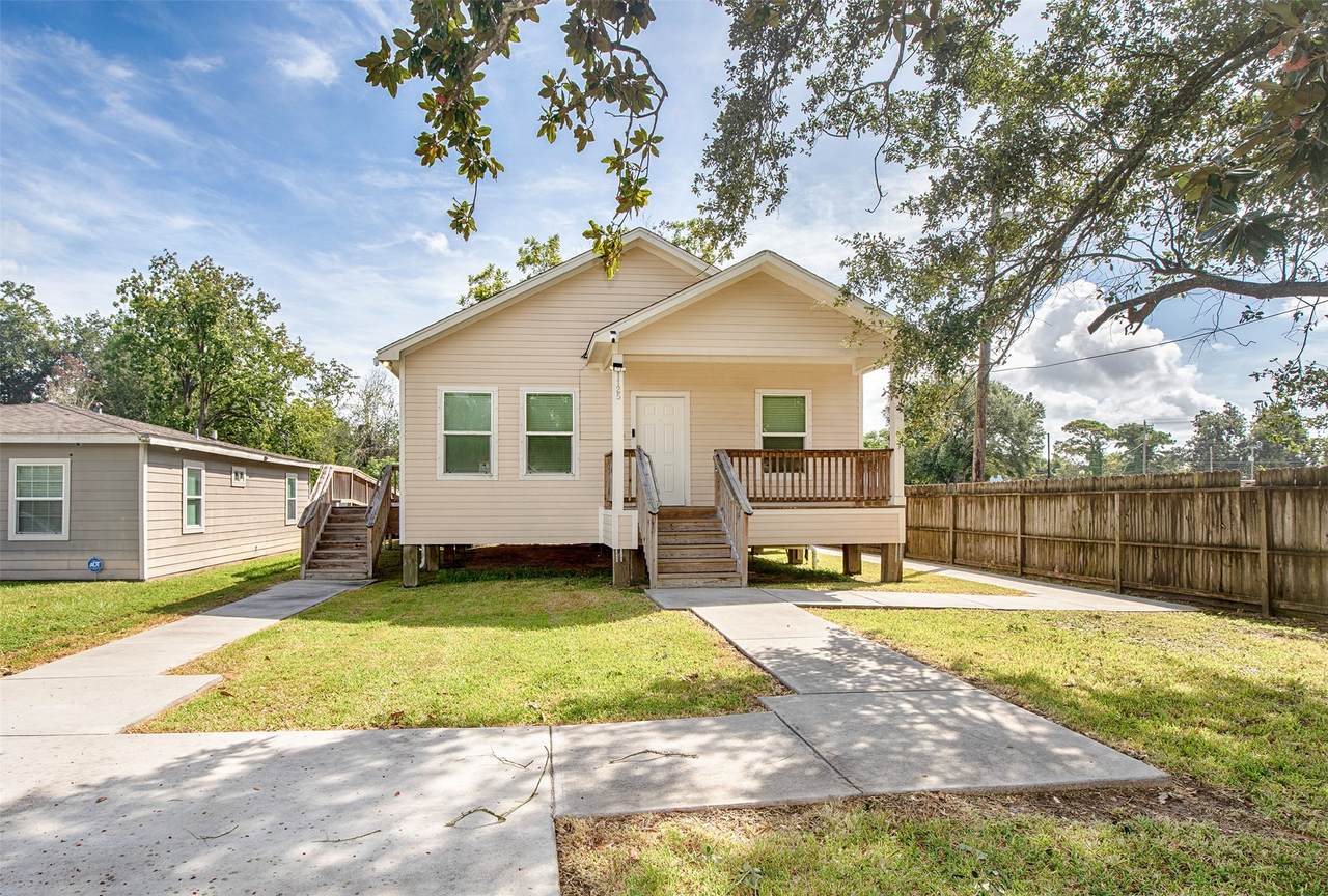 1125 Lake Road - Photo 1
